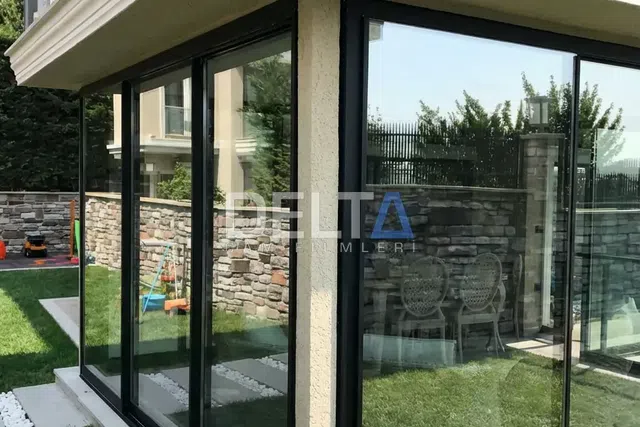 Villa Aynalı Cam Filmi Uygulamasısı - İstanbul konut alanı cam filmi örneği