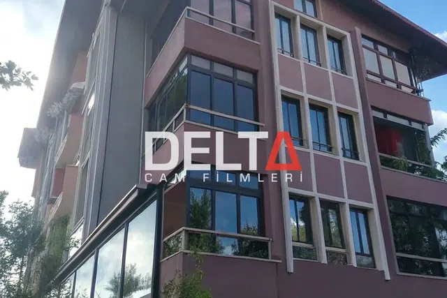 Balkon Cam Filmi Uygulamasısı - İstanbul konut alanı cam filmi örneği
