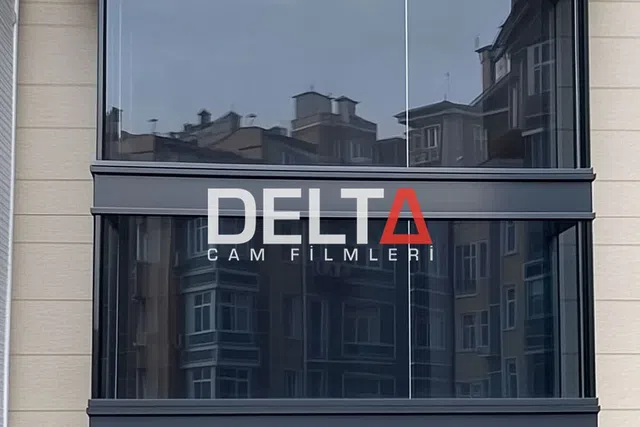 Balkon Cam Filmi Uygulamasısı - İstanbul konut alanı cam filmi örneği