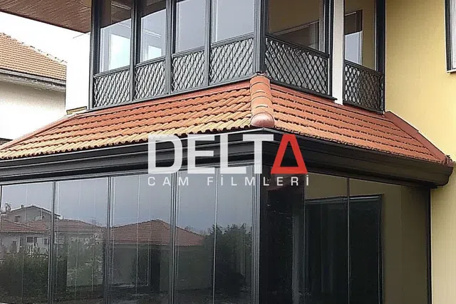 Balkon Cam Filmi Uygulamasısı - İstanbul konut alanı cam filmi örneği