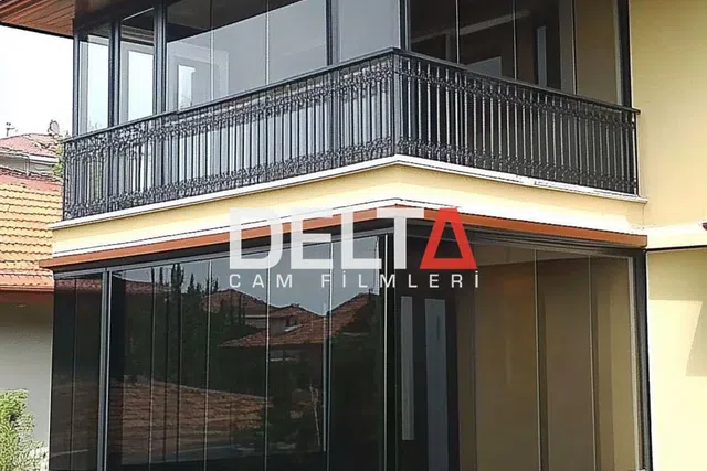 Balkon Cam Filmi Uygulamasısı - İstanbul konut alanı cam filmi örneği