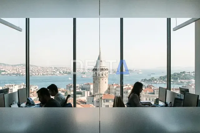 Ofis Piksel Desenli Kumlama Folyo Uygulaması - İstanbul ofis ve ticari alan cam filmi örneği