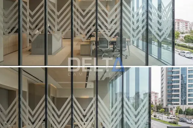 Ofis Zigzag Desenli Kumlama Folyo Uygulaması - İstanbul ofis ve ticari alan cam filmi örneği